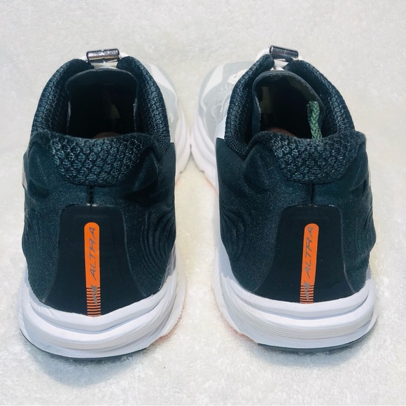 Altra Torin 5 Mens Size 10 Grey Athletic Running Shoes Sneakers AL0A547F108 - Picture 4 of 8